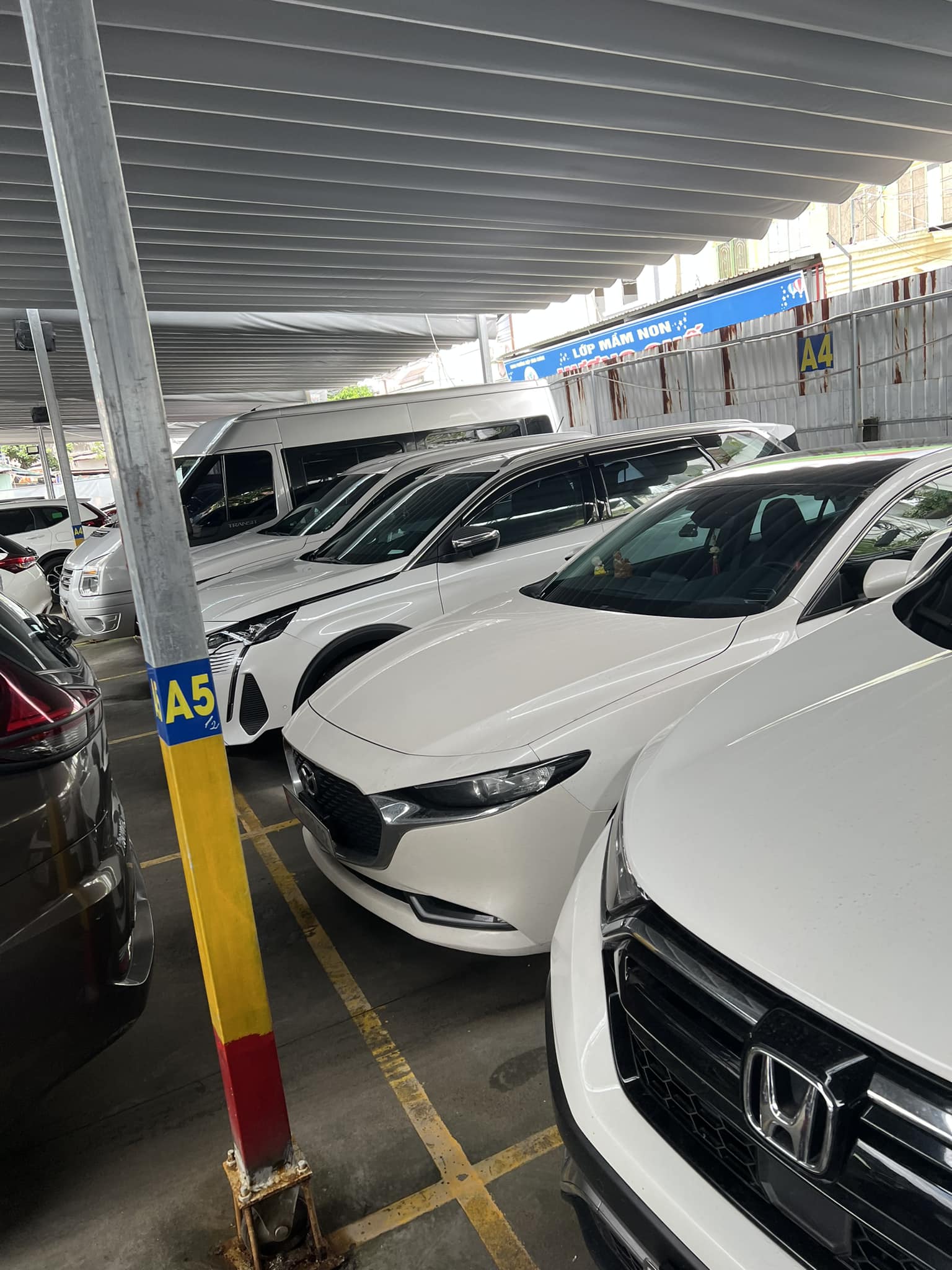 Dịch Vụ Cầm Đồ Xe Ô Tô | Cầm Đồ Xe Hơi | Cầm Ô Tô | Cầm Đồ Tiến Phát